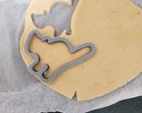 Foto del paso 4 de la receta: Galletitas Halloween: gatitos negros de la mala suerte