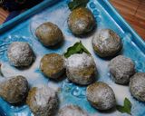A picture of step 13 of Pistachio balls.