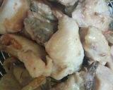Foto langkah ke 4 dari resep Ayam Kentang Masak Cabe Kering.