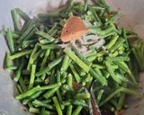 Foto langkah ke 3 dari resep Tumis Kacang Panjang.