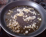 Foto del paso 1 de la receta: Arroz con pollo y espárragos