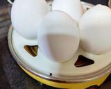 A picture of step 1 of Masala boiled egg street style.
