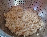 পেরি পেরি মশালা সসি ম্যাগি ফ্রাই (peri peri mashala saucy maggi fry recipe in Bengali) রেসিপি ধাপ - 3 ছবি
