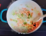 A picture of step 1 of Mullagatawny Soup.