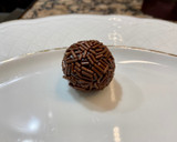 Foto del paso 11 de la receta: Tarta de zanahoria con trufas de leche condensada