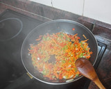 Foto del paso 2 de la receta: Salteado de pasta con mortadela y verduras