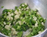 A picture of step 2 of Capsicum Raita.