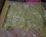 Foto langkah ke 2 dari resep Stik Bawang Renyah Menggembung.