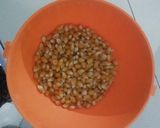 A picture of step 1 of Home Made Pop Corn.