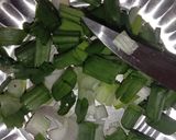 ફણગાવેલા મગનું સલાડ (Sprouts Moong salad recipe in Gujarat) રેસીપી સ્ટેપ3ફોટો