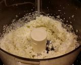 A picture of step 2 of Cauliflower Fried "Rice".