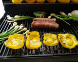 Foto del paso 4 de la receta: Bife relleno de antojo, guarnición de pimientos y huevo estrellado !!!