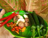 Foto langkah ke 2 dari resep Cumi tumis cabe hijau.