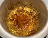 A picture of step 3 of Honey glazed baby corn.