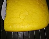 A picture of step 11 of Simple double sided pan sponge cake.