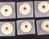 A picture of step 3 of Donuts.