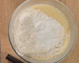 Foto del passaggio 4 della ricetta Ciambella al Limone con Ciliegie