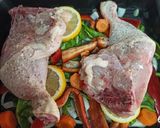 Foto del paso 5 de la receta Muslos de pollo al horno con verduras