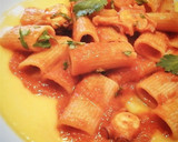 Foto del paso 9 de la receta: Rigatoni al ragù de Pulpo con base de crema de Calabaza