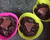 A picture of step 7 of Instant Oreo cups cakes.