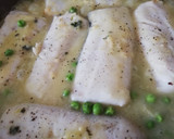 Foto del paso 3 de la receta: Filetes de merluza en salsa verde
