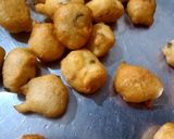 मूंग दाल के पकौड़े (moong dal ke pakode recipe in Hindi) रेसिपी चरण 4 फोटो