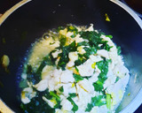 Foto del paso 2 de la receta: Panqueques masa de espinaca rellenos sin tacc