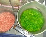 Foto langkah ke 2 dari resep Petulo Praktis Dari Mie (Putu Mayang).