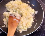 Foto del paso 1 de la receta: Pimientos rellenos de tortilla
