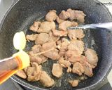 รูปขั้นตอนการทำที่ 6 ของ หมูทอดน้ำปลา