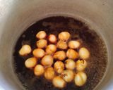 Foto langkah ke 3 dari resep Sate Telur Puyuh Coklat.