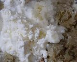 A picture of step 2 of Lauki halwa.