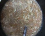 A picture of step 1 of Chicken and veg hot and sour soup.