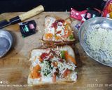 A picture of step 3 of Bread Pizza.