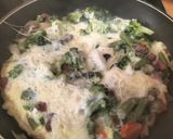 Foto del paso 8 de la receta: Menestra de verduras con patatas fritas y queso