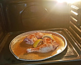 Foto del paso 6 de la receta: Muslos de Pollo al horno con espécies Barbacoa, Limón y Brandy