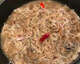 Hình bước làm 1 của món Silver Fish kho khô