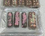 A picture of step 9 of Pista kunafa chocolate.
