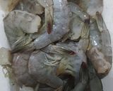 Foto langkah ke 1 dari resep Udang Goreng Simple.