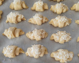 Vendégváró kifli, dupla sajtos recept fázis 7 fotója