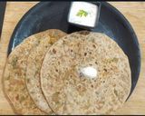 A picture of step 5 of Mixed vegetable stuffed paratha.