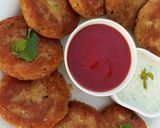 A picture of step 6 of Crispy Aloo Tikki ❤🤤.