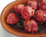 Foto del passaggio 4 della ricetta Foglie e gambi di barbabietola con granella di pistacchi