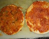 A picture of step 5 of Veg pizza.