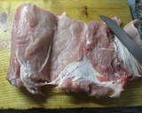 Foto del paso 1 de la receta: Arrollado de lomo de cerdo horneado (dietético)