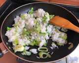 Foto del paso 4 de la receta: Arroz con puerro