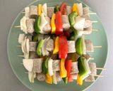Foto del paso 1 de la receta: Brochetas de Bratwurst marinadas