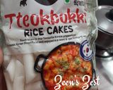 A picture of step 1 of Tteokbokki.