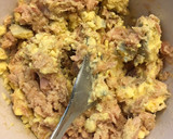 Foto del paso 3 de la receta: Huevos rellenos con atún 🥚 🐟