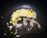 รูปขั้นตอนการทำที่ 3 ของ เส้นเล็กผัดไทกุ้งสด
